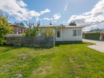 1 / 4 Walton Street, Huonville