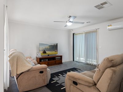 7 Dylan Street, Epsom