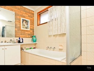 2 / 55 Leopold Crescent, Hampton Park