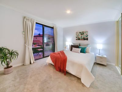 2 / 54 Calais Road, Scarborough