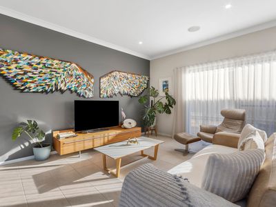 14 Torrens Crescent, Wakerley