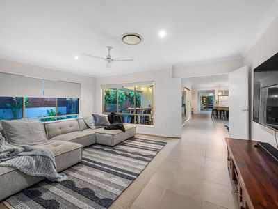 34 Izzies Place, Wakerley
