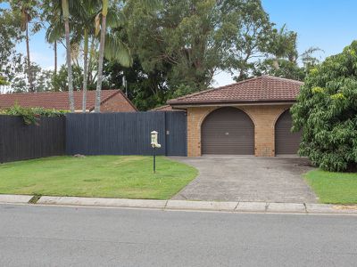 2 / 20 Morinda Way, Labrador