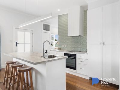 4 Maunsell Street, Charlton