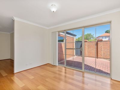 1 / 340 Mill Point Road, South Perth