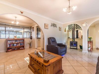 19 Kelburn Place, Airds