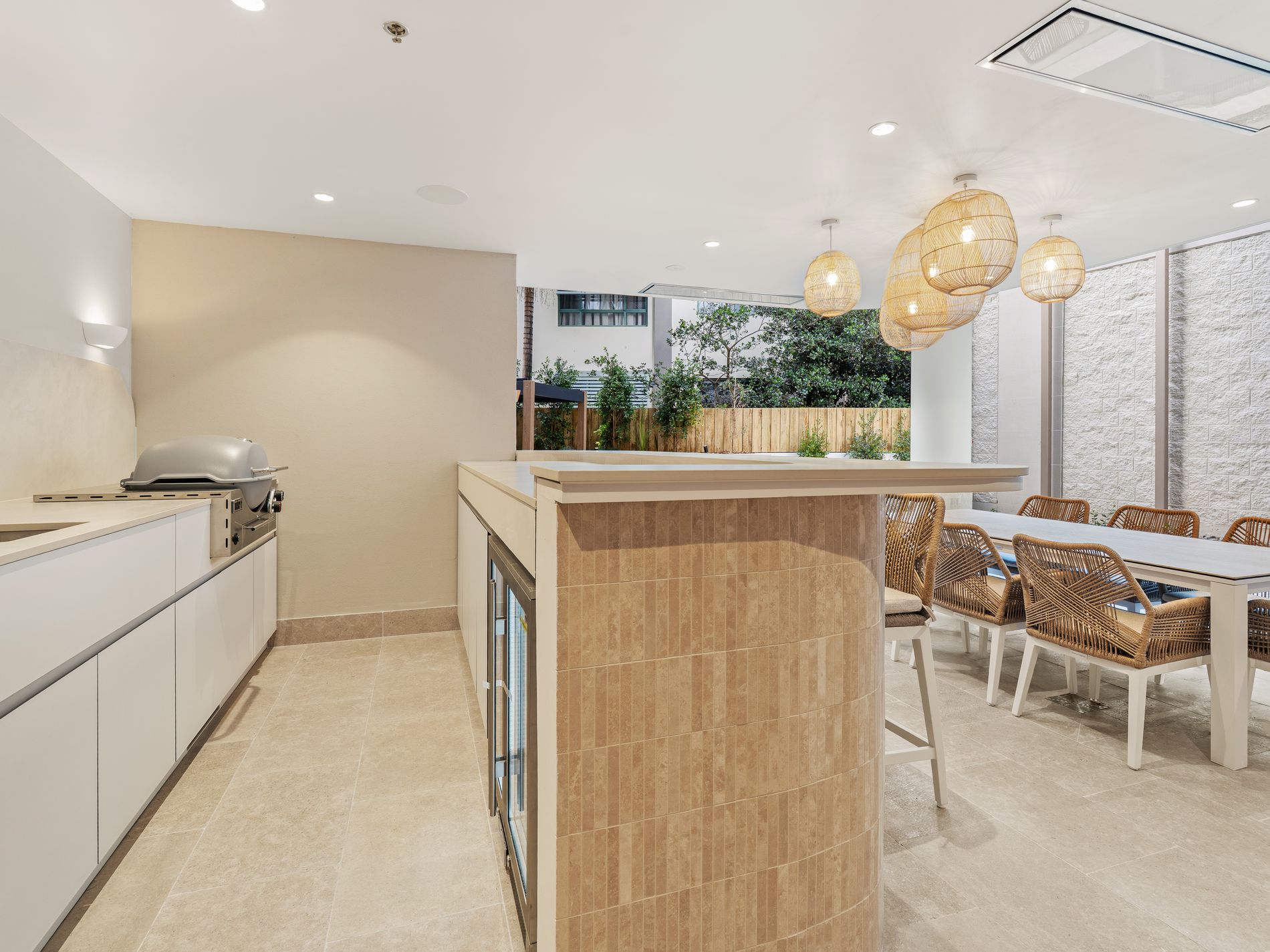 302 / 949 Gold Coast Highway, Palm Beach