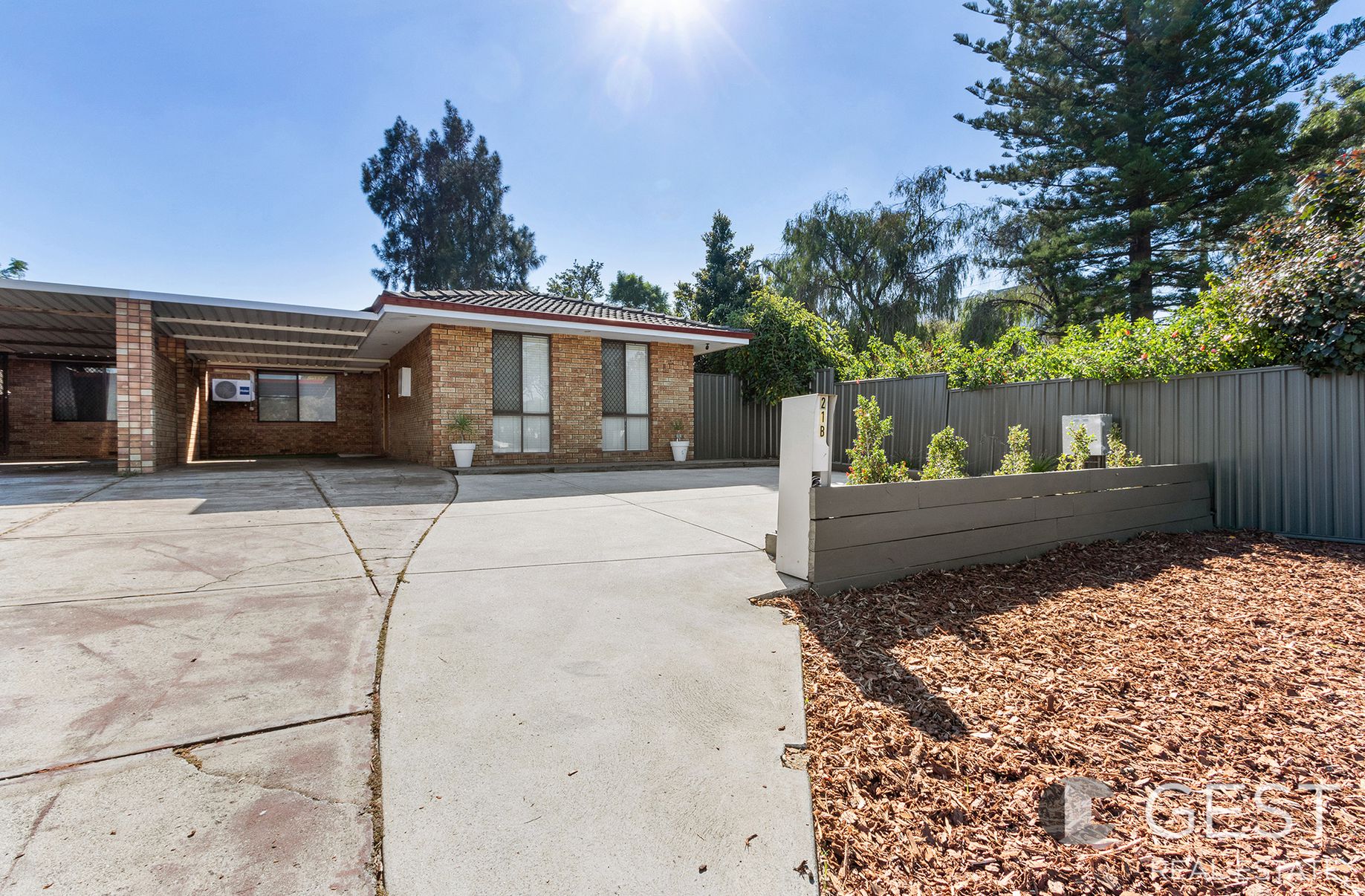 21B BLYTHE AVENUE, Yokine GEST Real Estate