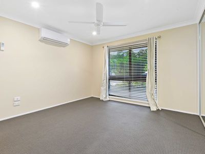 44 Jardine Drive, Springwood