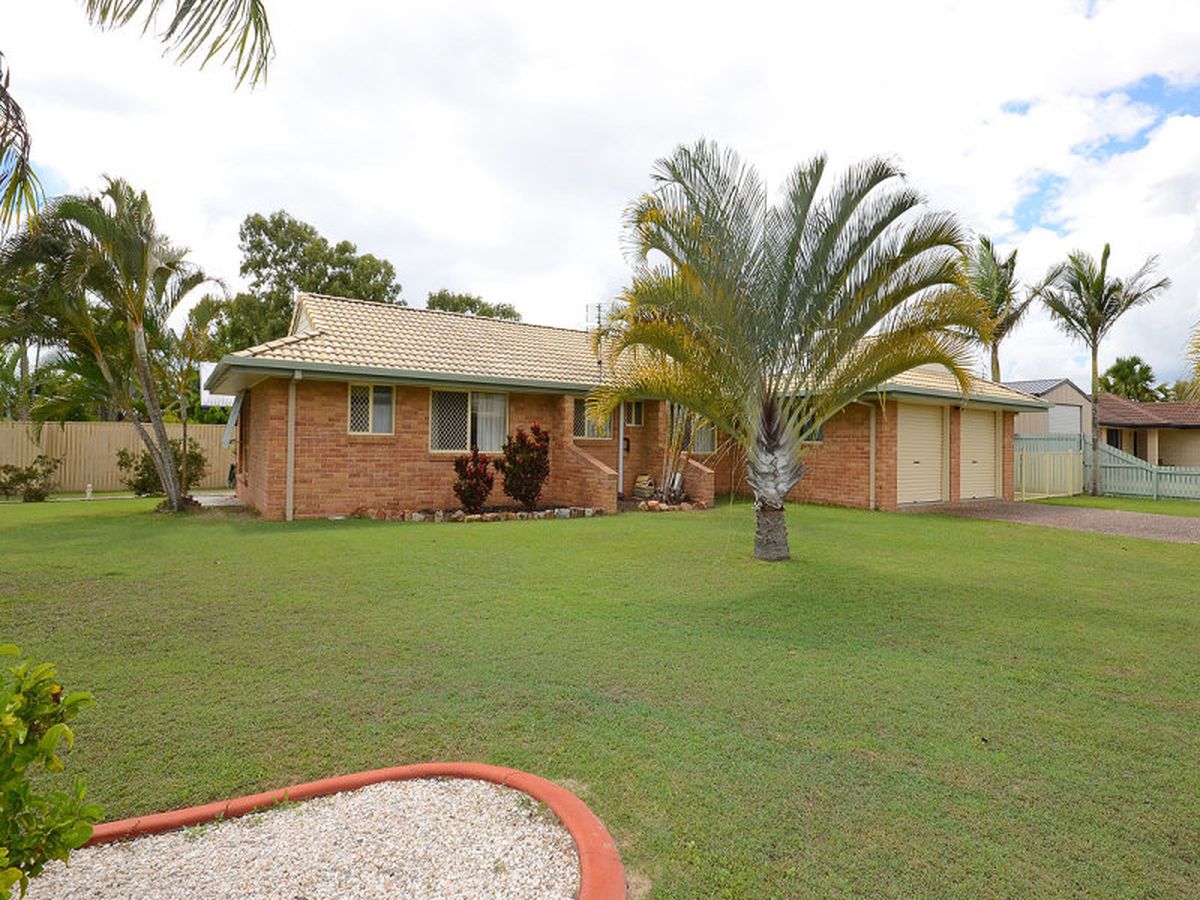 176 PULGUL STREET, Urangan