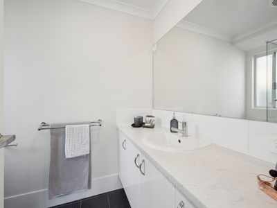 19 Wimbledon Drive, Piara Waters