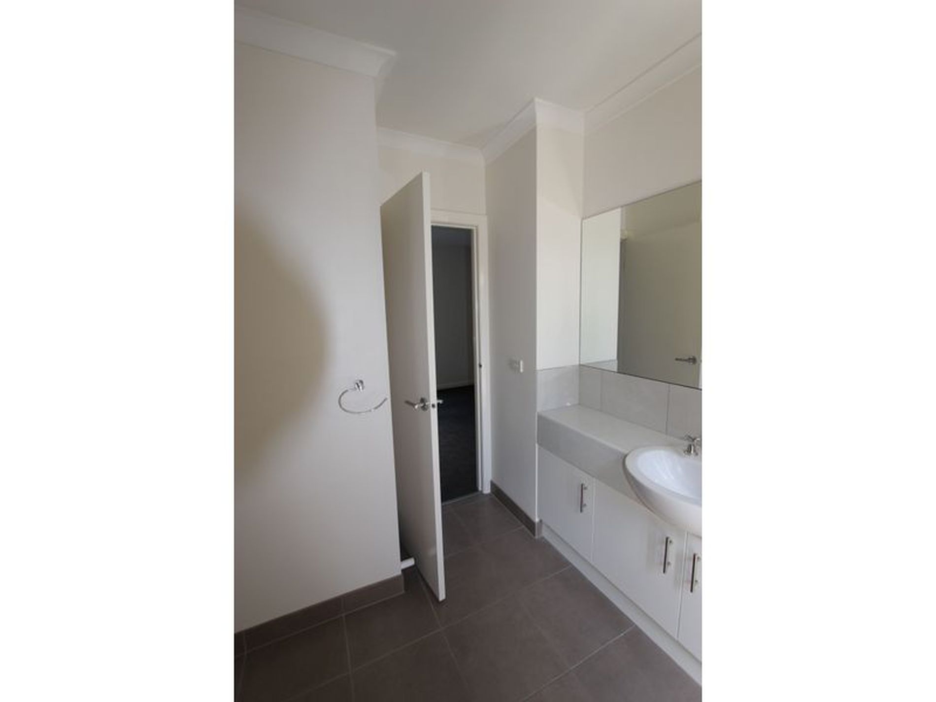 2 / 53 Collins Street, Geelong West