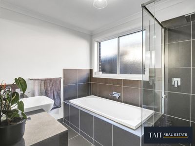 22 Currawong Drive, Wangaratta