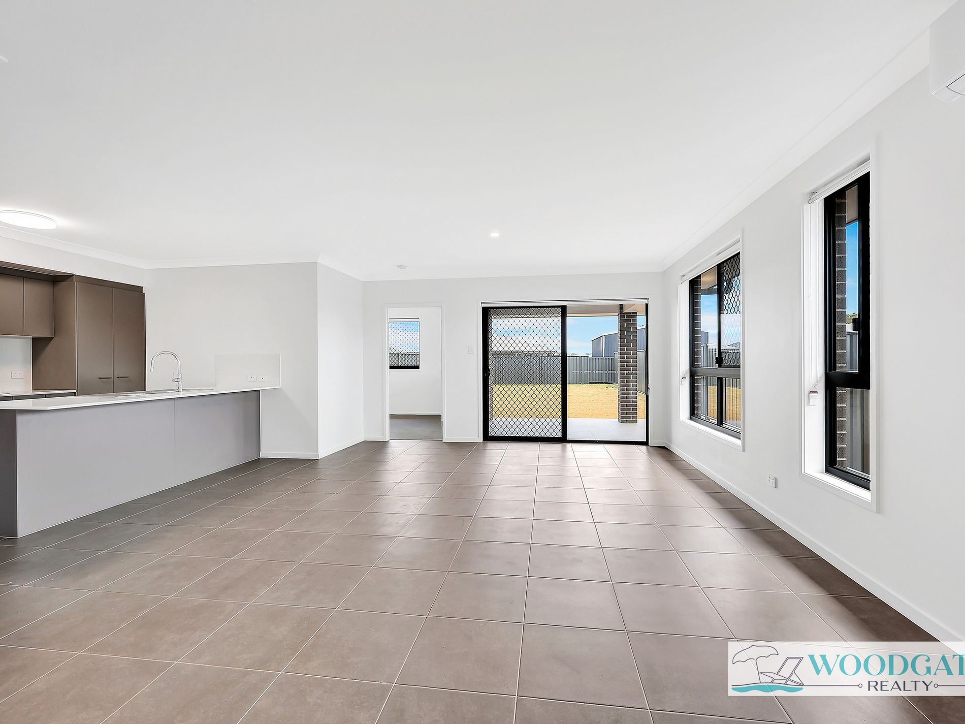 2 / 15 Oystercatcher St, Woodgate