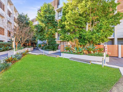110 / 1 Wattle Crescent, Pyrmont