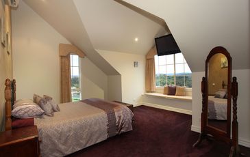 7 Valley Drive, Beaconsfield Upper