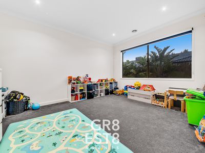 7 TRUMPER LANE, Cranbourne West