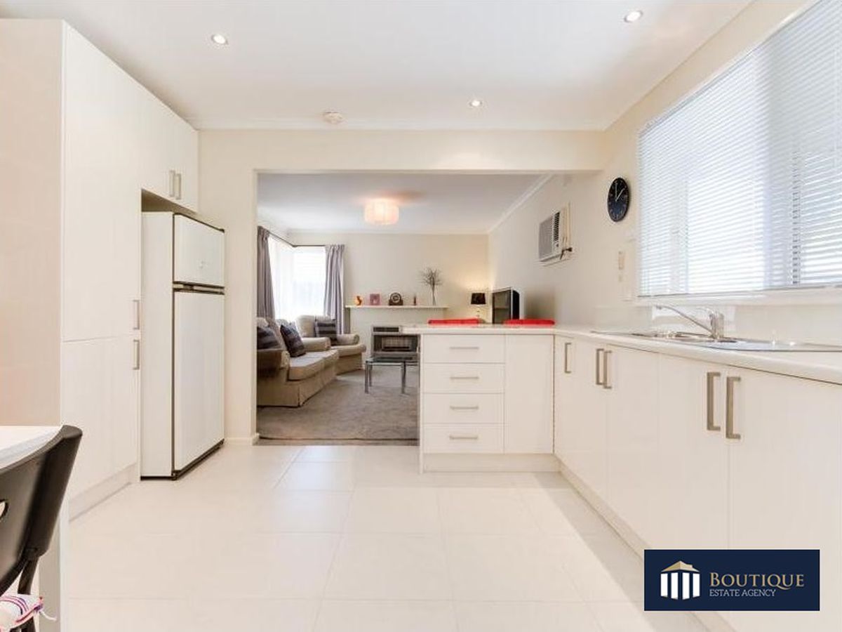 44 Lurline Street, Cranbourne