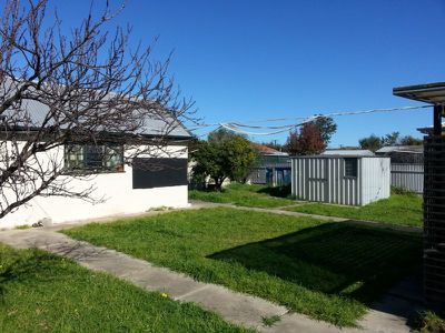18 Press Road, Brooklyn Park