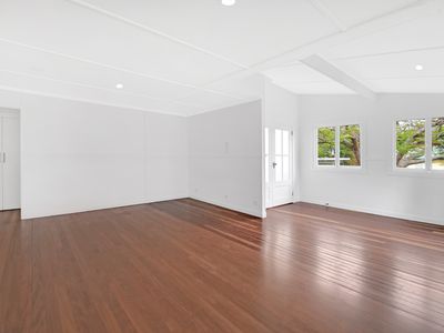 18 Mabel Ave, Southport