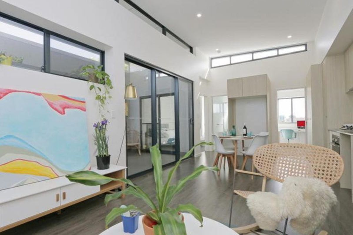 1 / 8 Salisbury Road, Rivervale