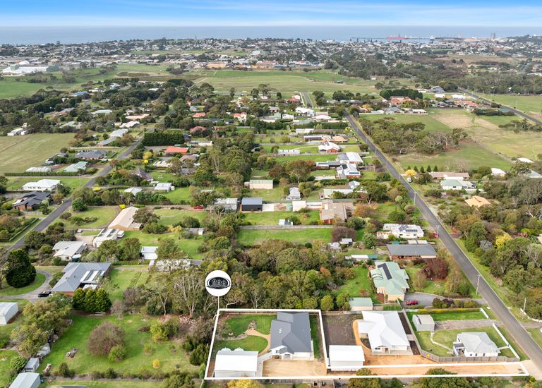 28B Burvilles Road, Portland