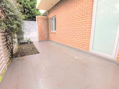 1 / 5 Richards Avenue, Peakhurst