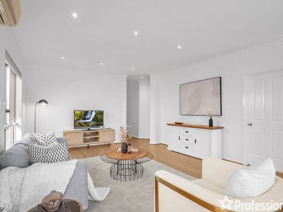 12 Farnborough Court, Wattle Grove