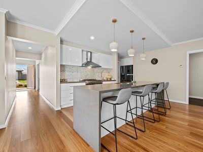 23 Mills Crescent, Port Fairy