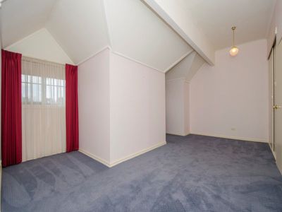 9 McDONALD Street, Mount Gambier