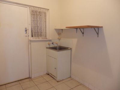 7 Beagle Place, Belmont