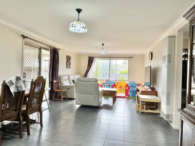 53 Weavers Street, Manor Lakes