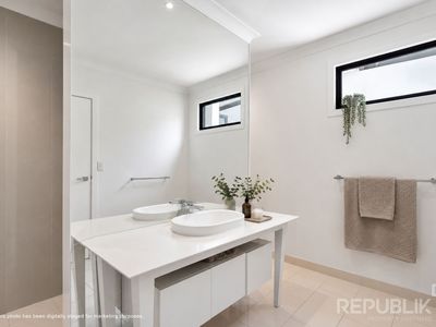 67 Peninsula Drive, Robina