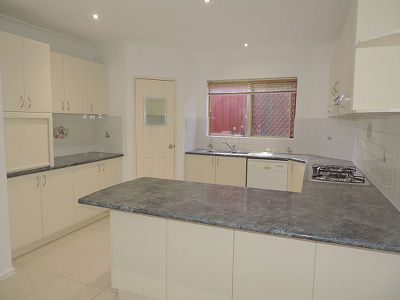 A / 7 Changton Way, Westminster
