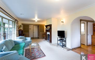 6 Lenne Road, Beaconsfield Upper