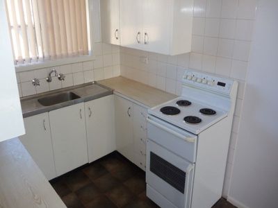 2 / 19 Sassafrass Avenue, Windang