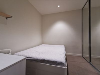 1504 / 199 William Street, Melbourne