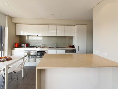 506 / 30 The Circus, Burswood