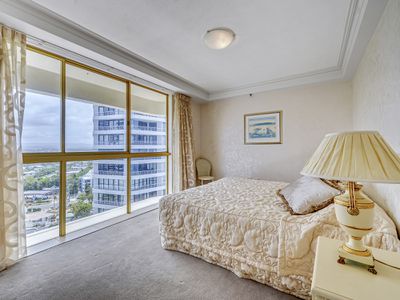 28 / 19 Oatland Esplanade, Runaway Bay