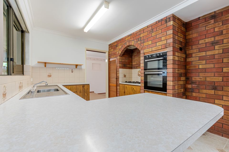 10 SEABROOKE AVENUE, Rockingham