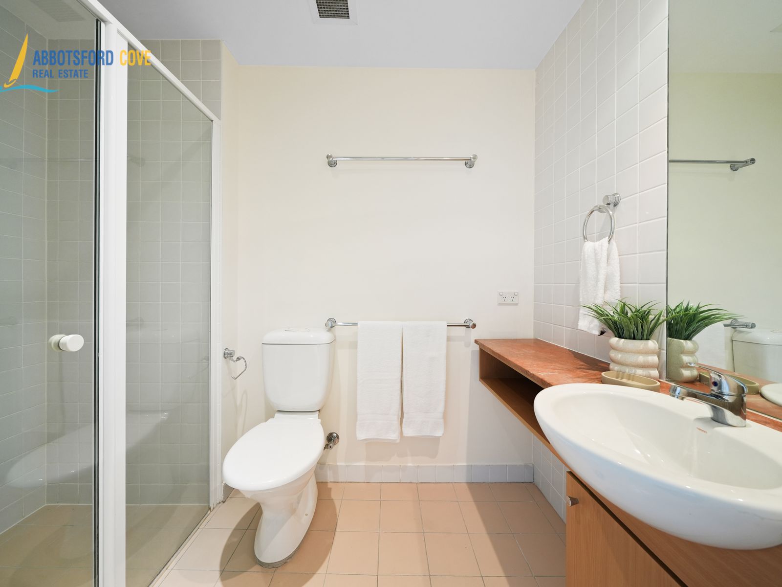 11 / 27 Bennelong Parkway, Wentworth Point