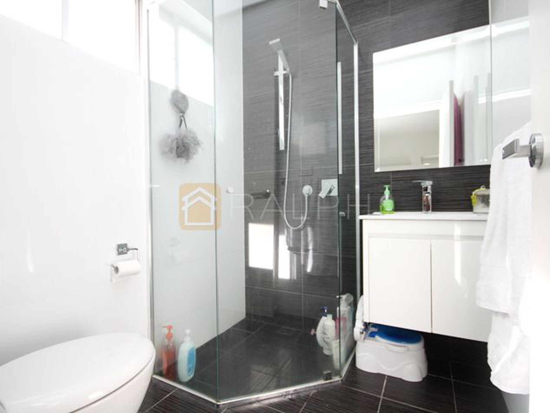 1B Fenwick Street, Yagoona