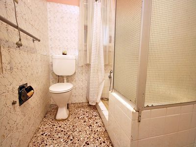 17 Pitcairn Avenue, Lethbridge Park