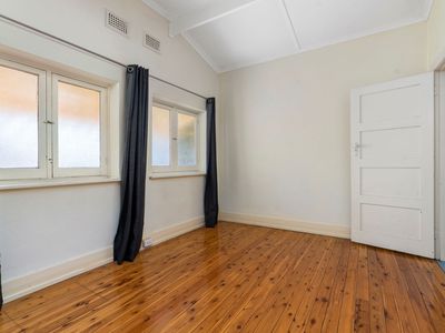 634 KIEWA STREET, Albury