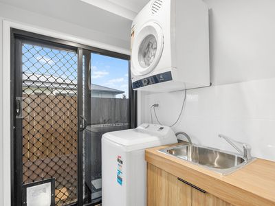 30 Palmetto Crescent, Rural View