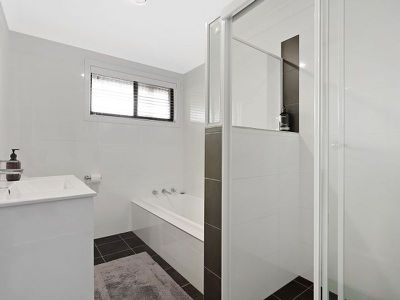 30 Lachlan Crescent, St Georges Basin