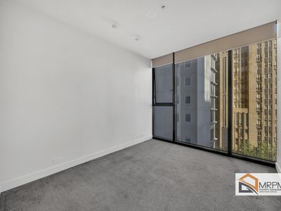 512 / 33 MacKenzie Street, Melbourne