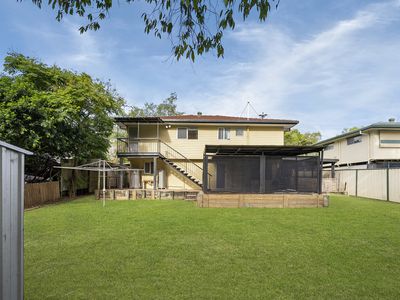 16 William Street, Rochedale South