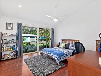 387-389 Western Ave, Montville