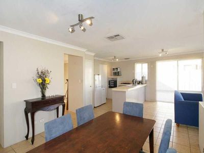 14 Mclean Road, Canning Vale